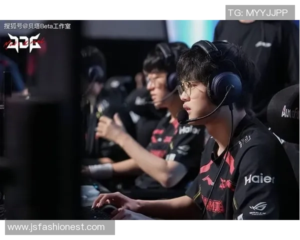 城市赛分析：JDG战队状态回暖展现强劲实力与团队默契