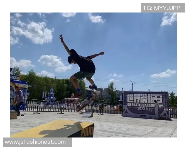 滑板文化的崛起:深入了解成都滑板队的训练与发展现状 滑板文化的崛起:深入了解成都滑板队的训练与发展现状