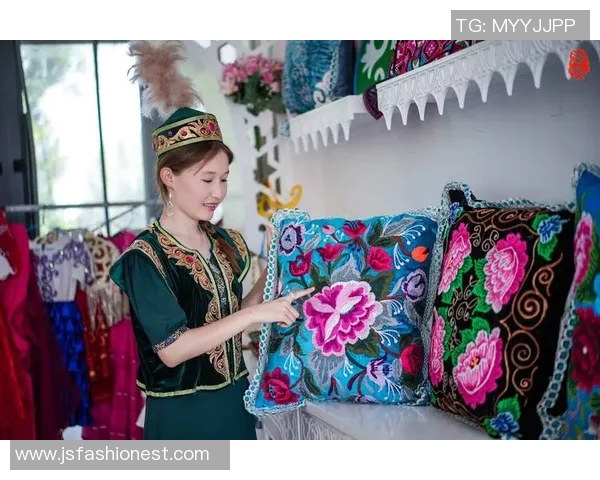 哈萨克族文化传承与现代化进程中的挑战与机遇分析