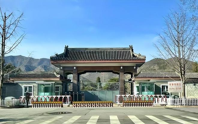 威尼斯wns·8885566官网中国第一牢狱：关的险些满是为避免保密牢房内有特别(图17)